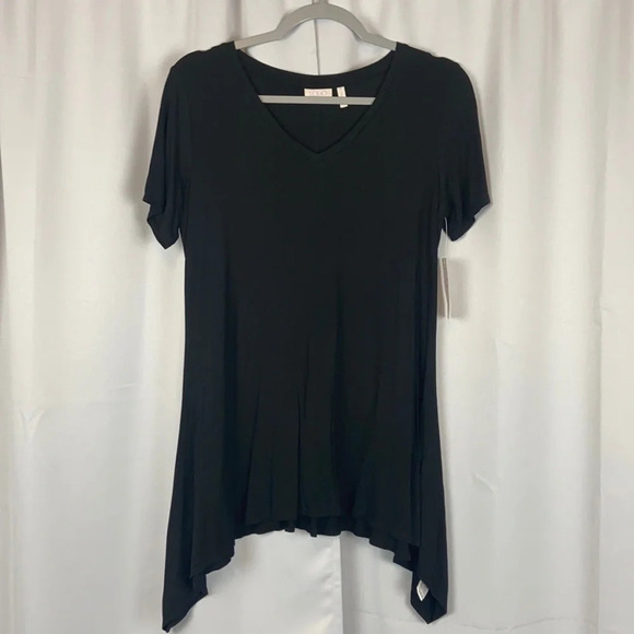 NWT LOGO By Lori Goldstein Black V-Neck Top - Picture 1 of 5
